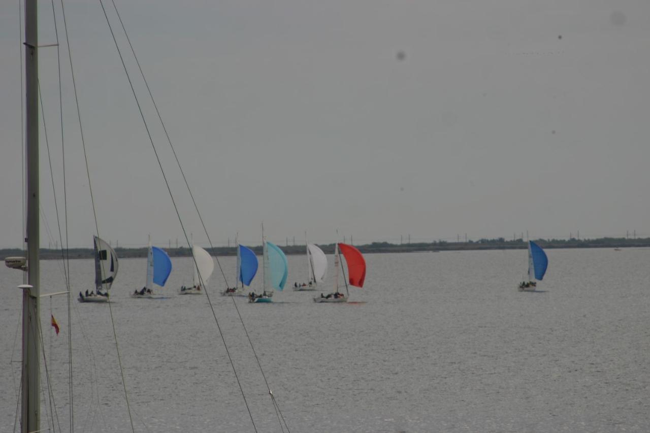 Le Vent Dans Les Voiles - Appartement Classe 4 Etoiles Мезе Экстерьер фото